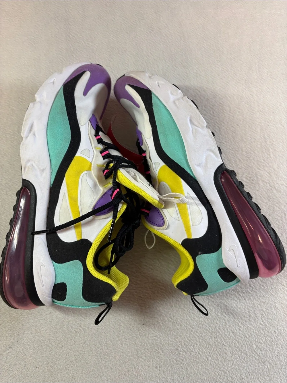 Nike Kids Sneakers in White, Purple, Yellow and Black
